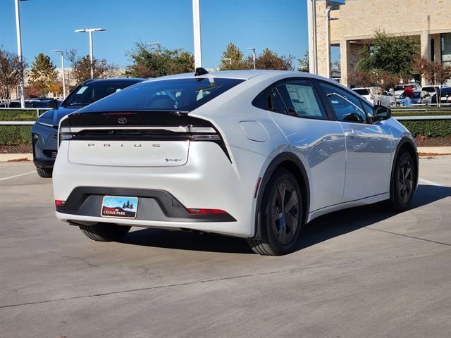 2026 Toyota Prius Plug-In Hybrid SE