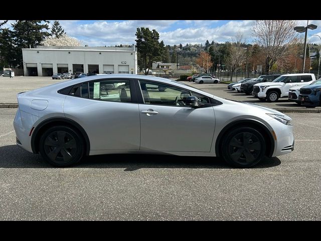 2026 Toyota Prius Plug-In Hybrid SE