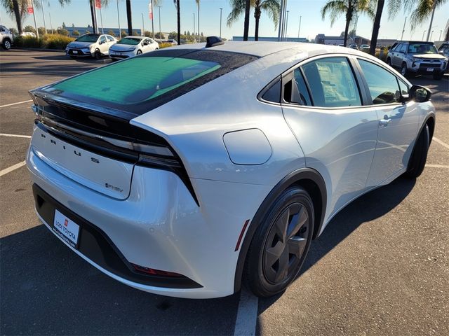 2026 Toyota Prius Plug-In Hybrid SE