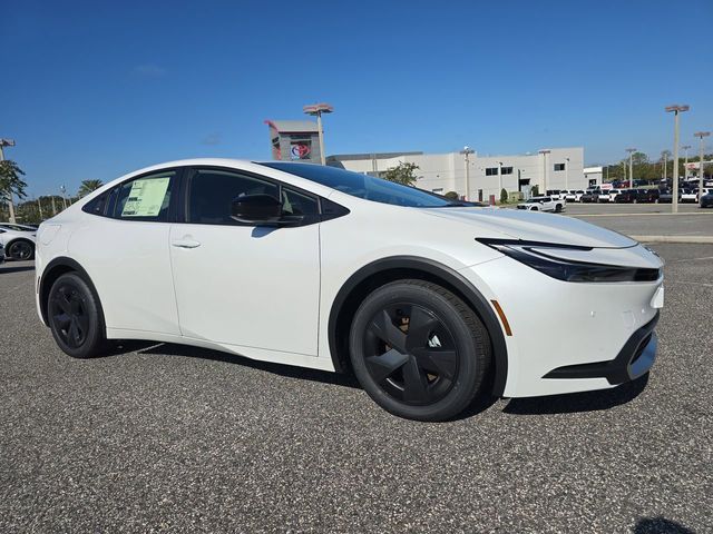 2026 Toyota Prius Plug-In Hybrid SE
