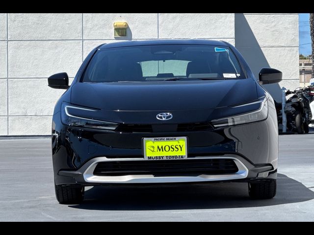 2026 Toyota Prius Plug-In Hybrid SE
