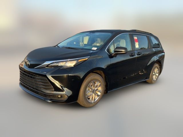 2026 Toyota Sienna LE