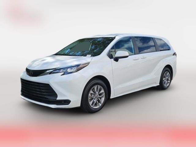 2026 Toyota Sienna LE