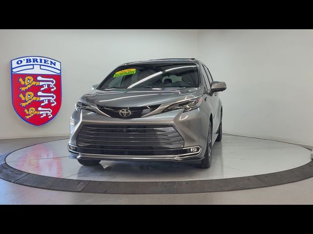 2026 Toyota Sienna Platinum