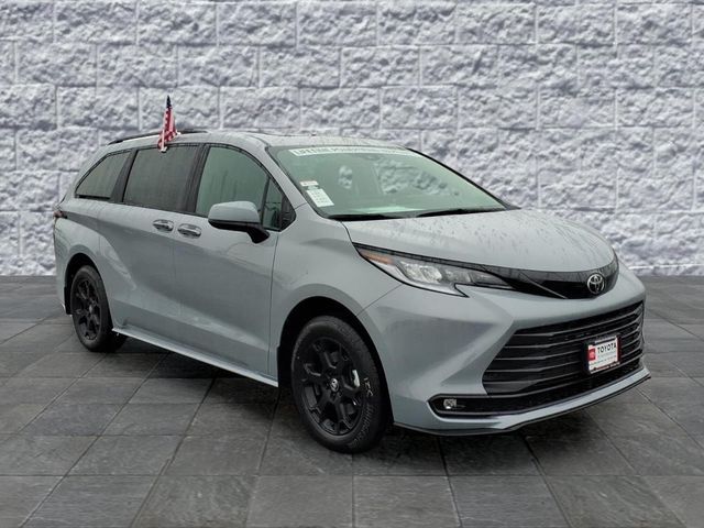 2026 Toyota Sienna Woodland Edition