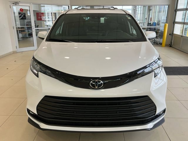 2026 Toyota Sienna Woodland Edition