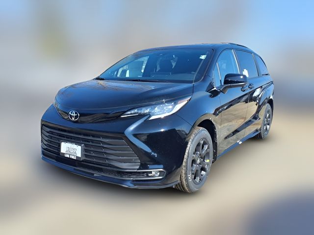 2026 Toyota Sienna Woodland Edition