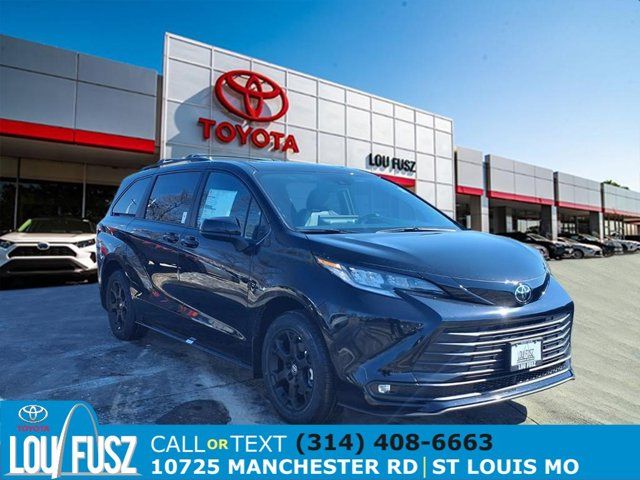 2026 Toyota Sienna Woodland Edition