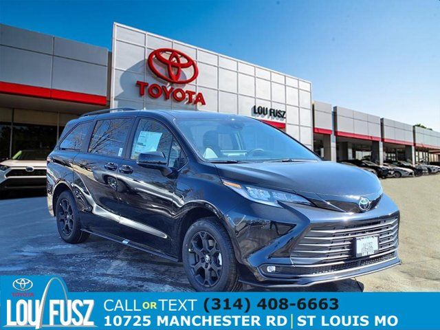 2026 Toyota Sienna Woodland Edition