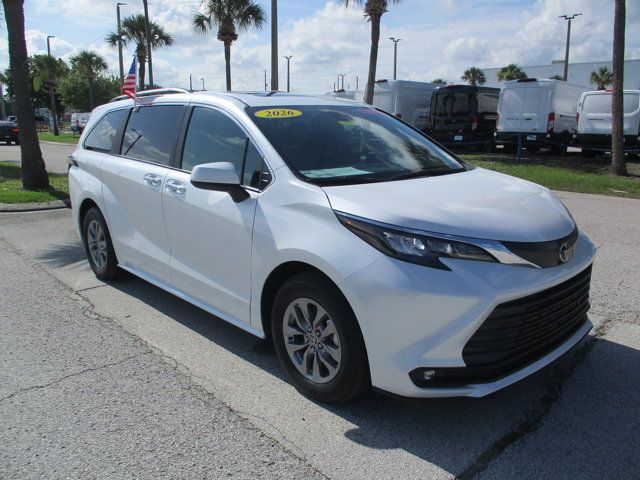 2026 Toyota Sienna XLE
