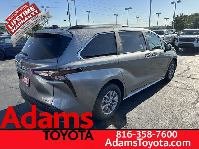 2026 Toyota Sienna XLE