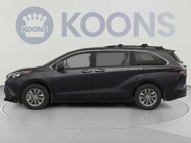 2026 Toyota Sienna XLE