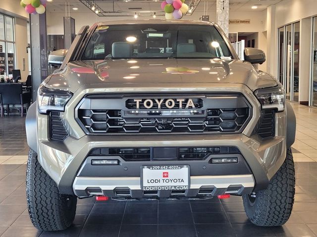 2026 Toyota Tacoma 4WD Trailhunter Hybrid