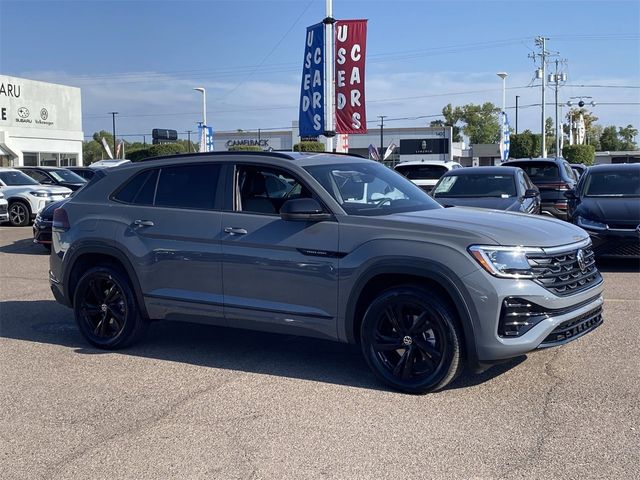2026 Volkswagen Atlas Cross Sport 2.0T SEL R-Line Black