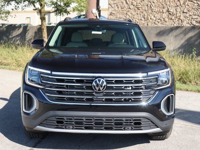 2026 Volkswagen Atlas 2.0T SE Technology