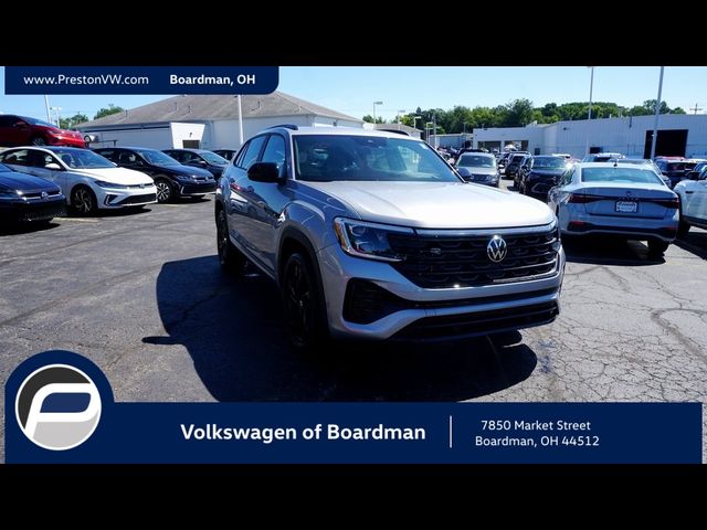 2026 Volkswagen Atlas Cross Sport 2.0T SEL R-Line Black