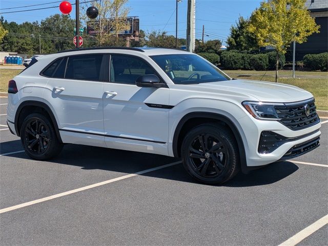 2026 Volkswagen Atlas Cross Sport 2.0T SEL R-Line Black