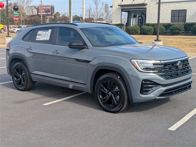 2026 Volkswagen Atlas Cross Sport 2.0T SEL R-Line Black