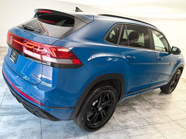 2026 Volkswagen Atlas Cross Sport 2.0T SEL R-Line Black