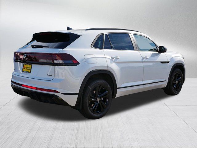 2026 Volkswagen Atlas Cross Sport 2.0T SEL R-Line Black