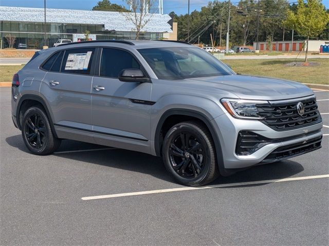 2026 Volkswagen Atlas Cross Sport 2.0T SEL R-Line Black