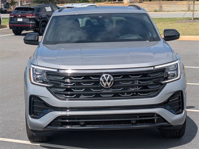2026 Volkswagen Atlas Cross Sport 2.0T SEL R-Line Black