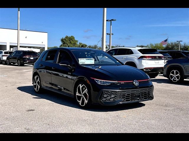 2026 Volkswagen Golf GTI SE
