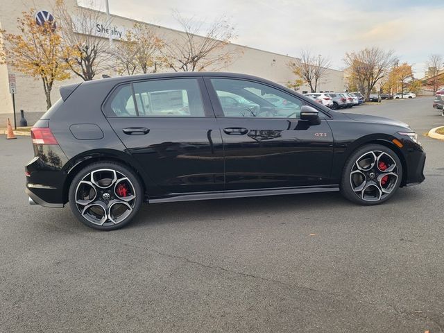 2026 Volkswagen Golf GTI Autobahn