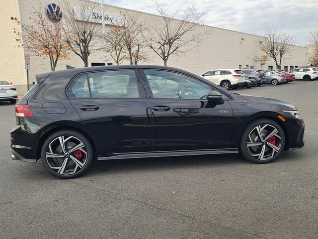 2026 Volkswagen Golf GTI SE