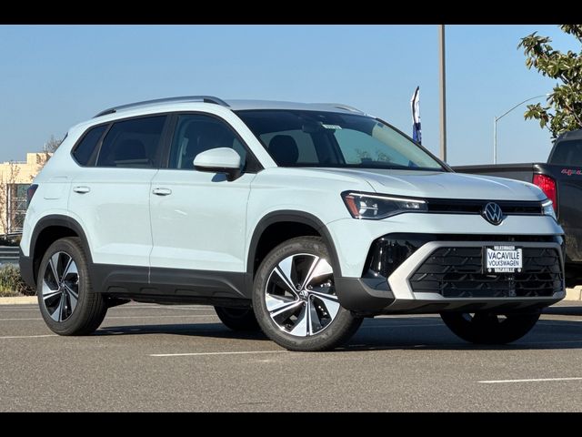 2026 Volkswagen Taos SE