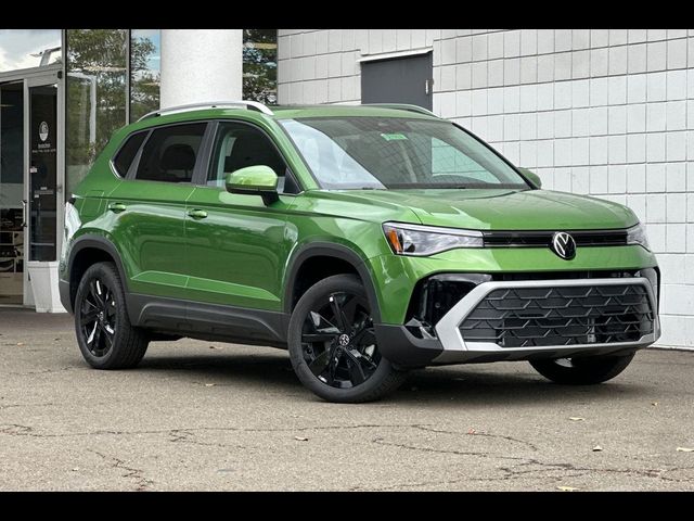 2026 Volkswagen Taos SE