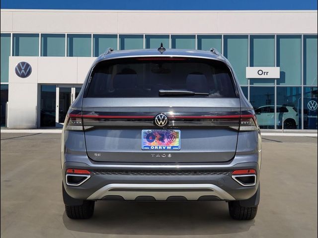 2026 Volkswagen Taos SE