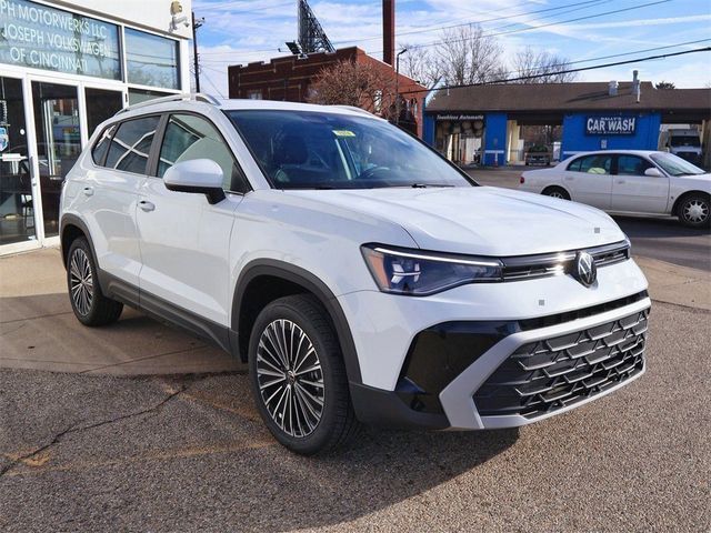 2026 Volkswagen Taos SE