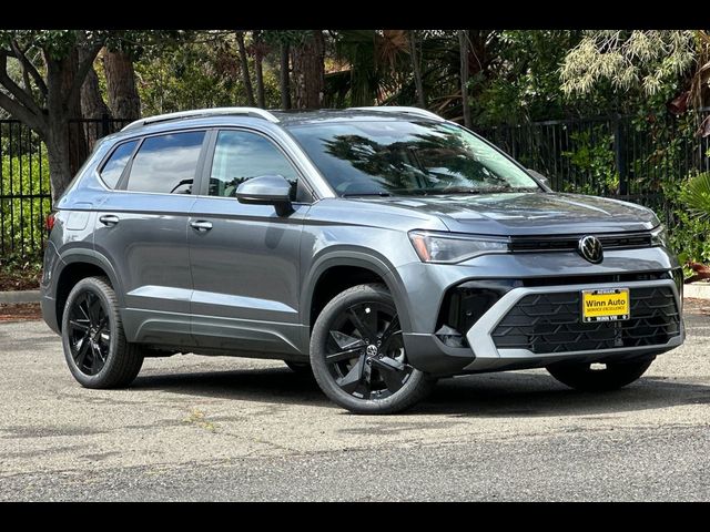 2026 Volkswagen Taos SE