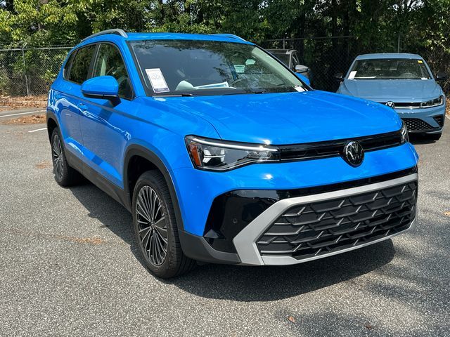 2026 Volkswagen Taos SE