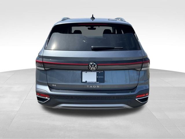 2026 Volkswagen Taos SE