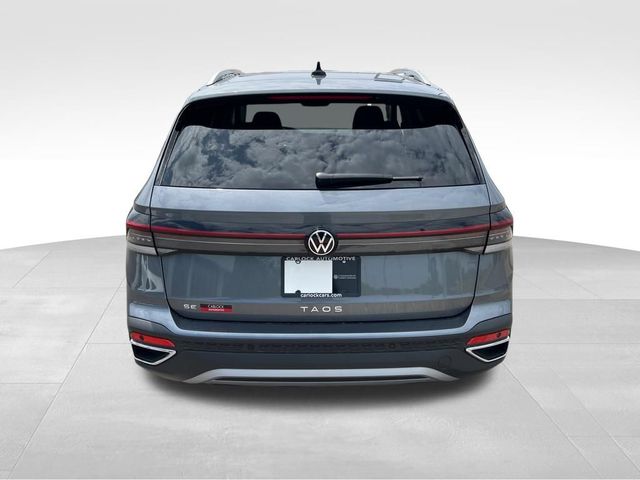 2026 Volkswagen Taos SE