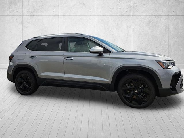 2026 Volkswagen Taos SE