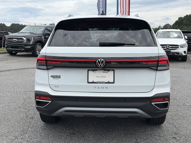 2026 Volkswagen Taos SE