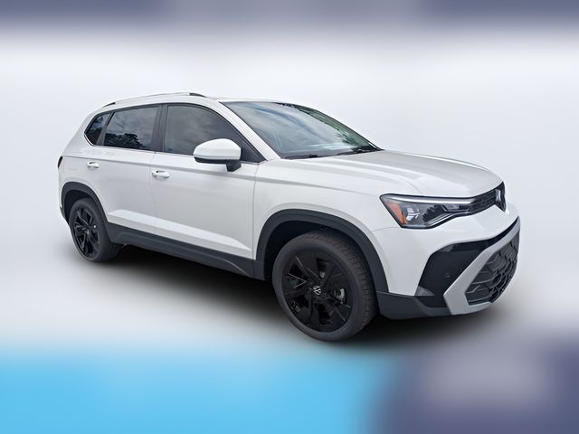 2026 Volkswagen Taos SE