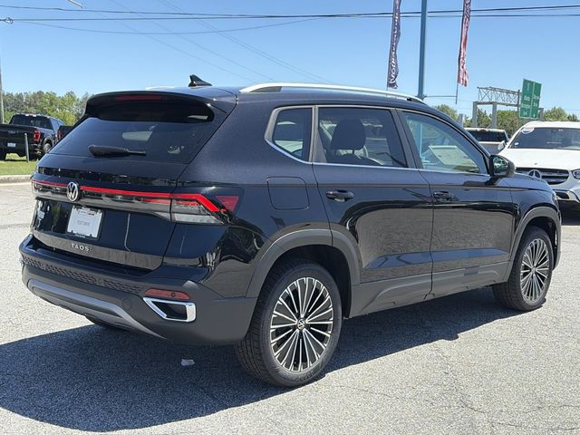 2026 Volkswagen Taos SE