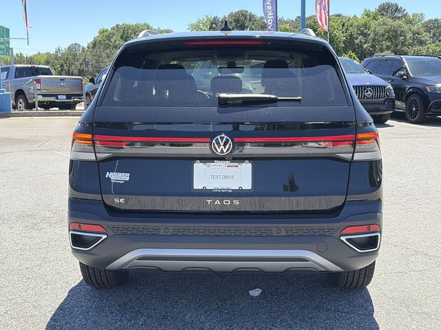 2026 Volkswagen Taos SE