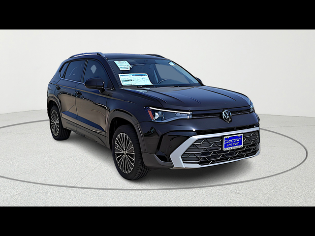2026 Volkswagen Taos SE