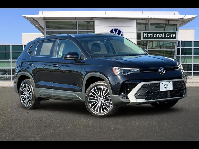 2026 Volkswagen Taos SE