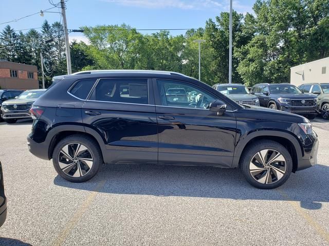 2026 Volkswagen Taos SE