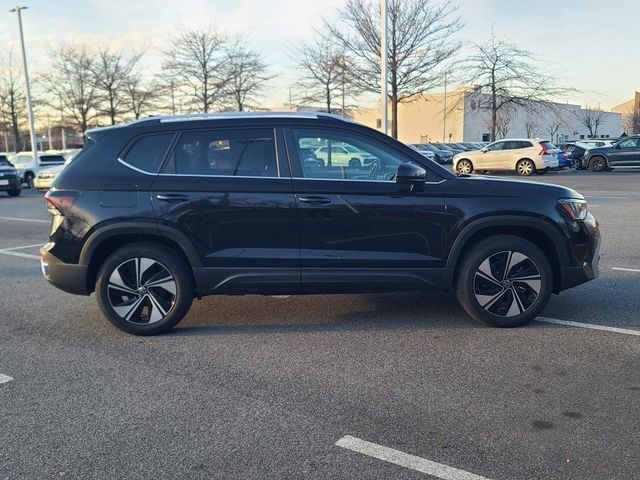 2026 Volkswagen Taos SE