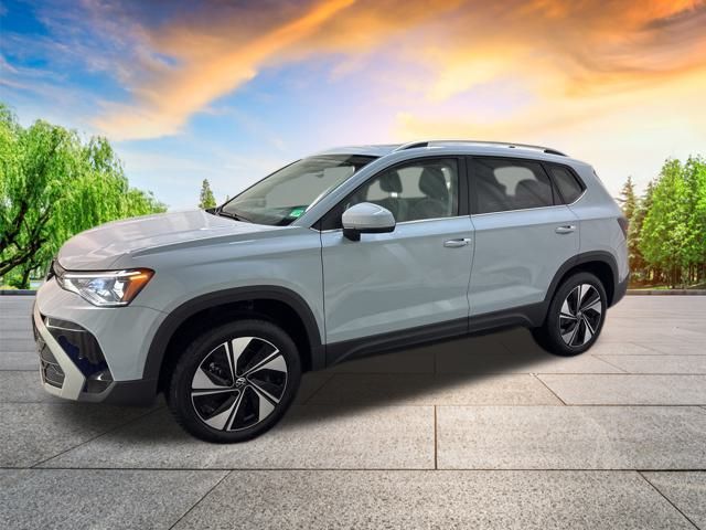 2026 Volkswagen Taos SE