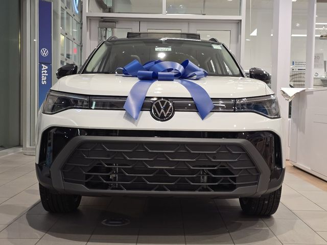 2026 Volkswagen Taos SE Black