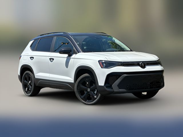 2026 Volkswagen Taos SE Black