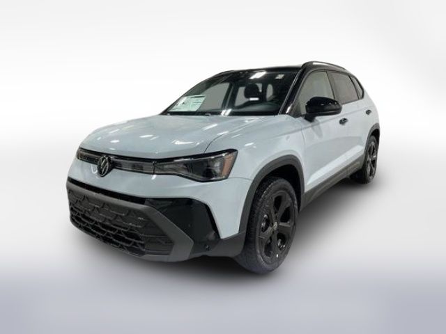 2026 Volkswagen Taos SE Black